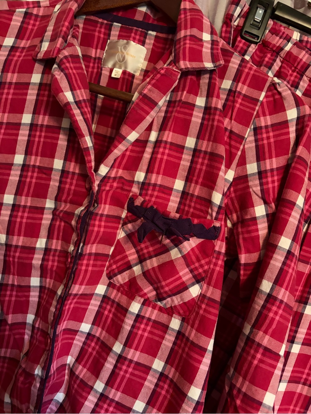 Victoria’s Secret LOT of 3 flannel pajama sets - Picture 13 of 16